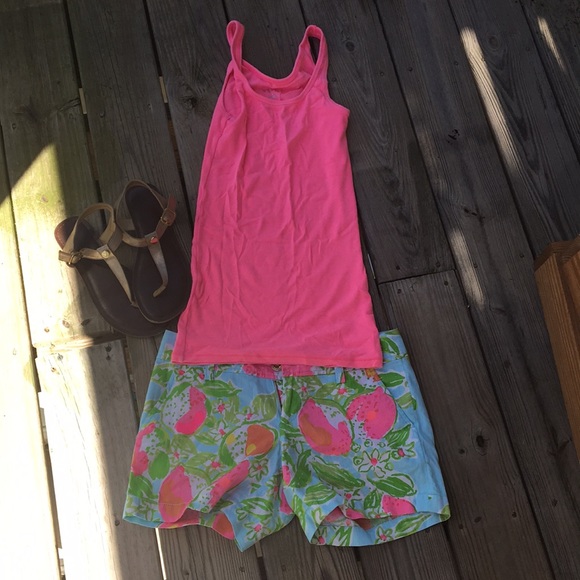 Lilly Pulitzer Callahan shorts size 0 - Picture 3 of 5